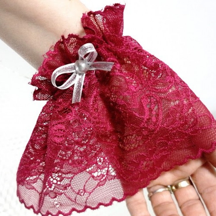 MANSETA DECOR POZE DANTELA  FUCSIA
