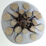 MANSETA DECOR POZE TIUL NEGRU CU BULINE MARI AURII